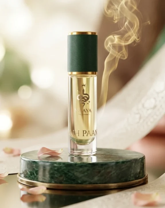 The Love of Benaras - Pure Betel Leaf Attar Oil / شق بنارس روح البان - Ishq Benares Ruh Al-Paan.
